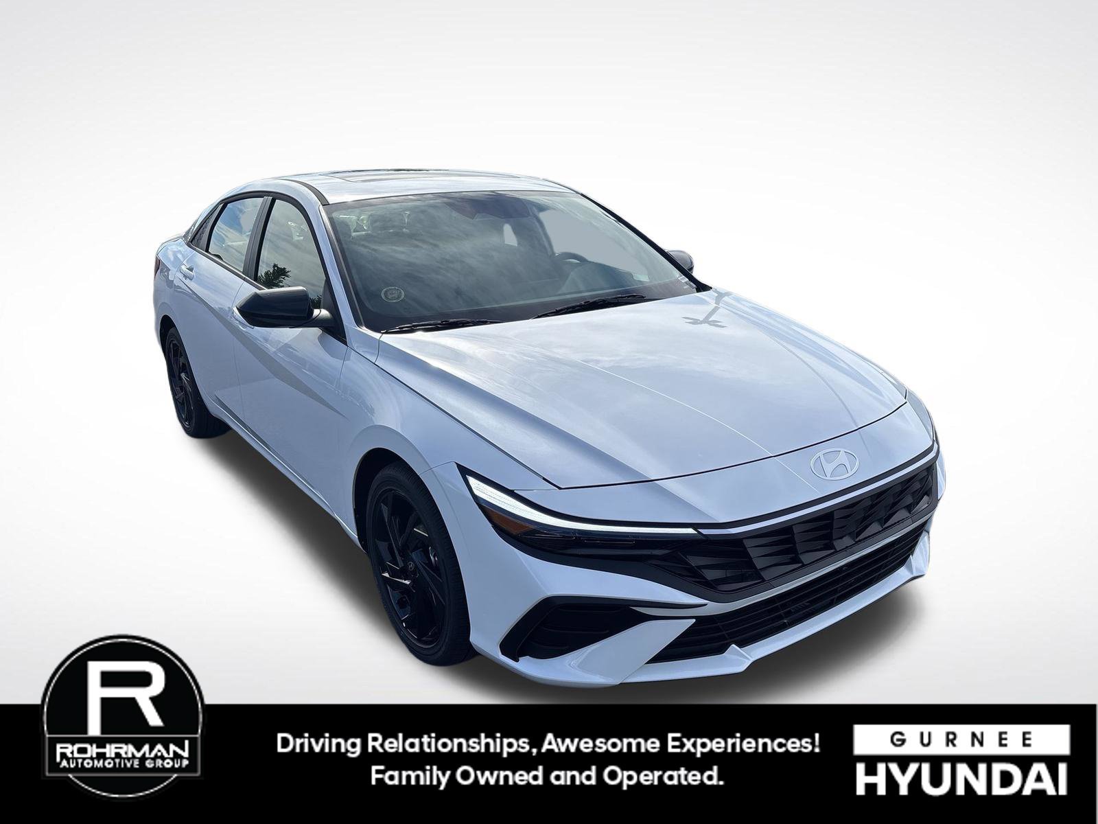 New 2026 Hyundai Elantra SEL Sport FWD image 2