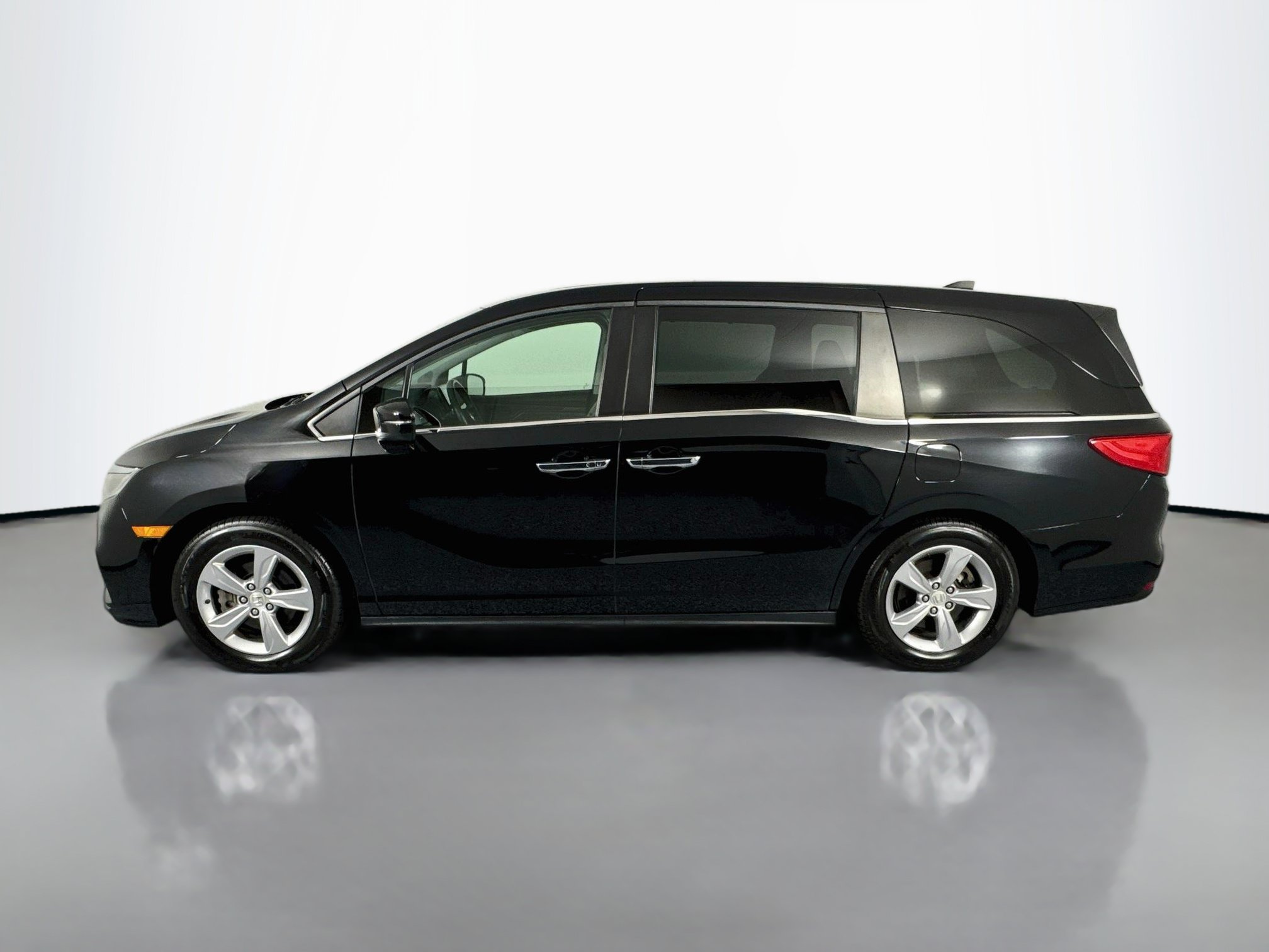 Certified 2018 Honda Odyssey EX-L image 8