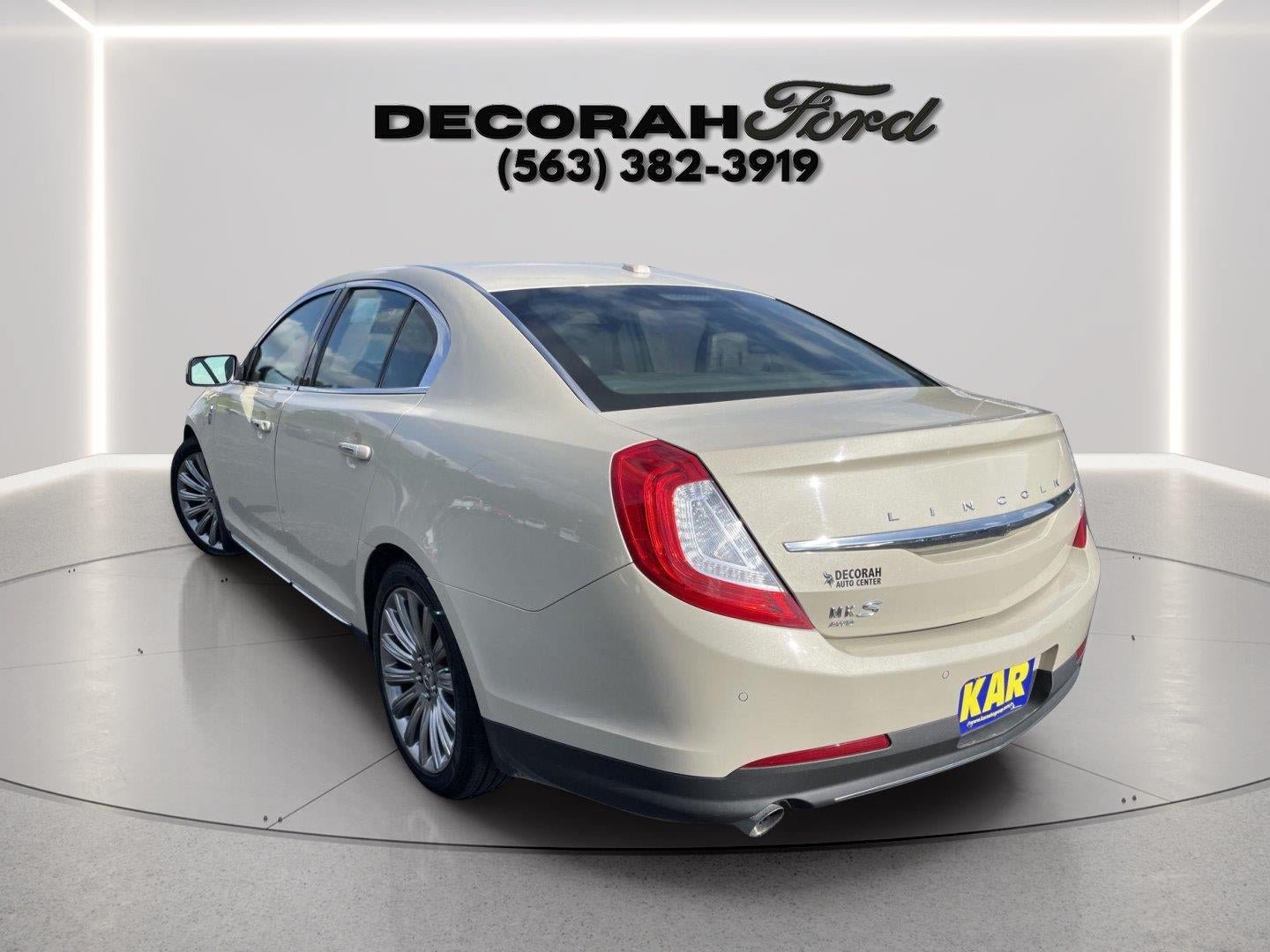 Used 2016 Lincoln MKS AWD w/ Equipment Group 101A image 5