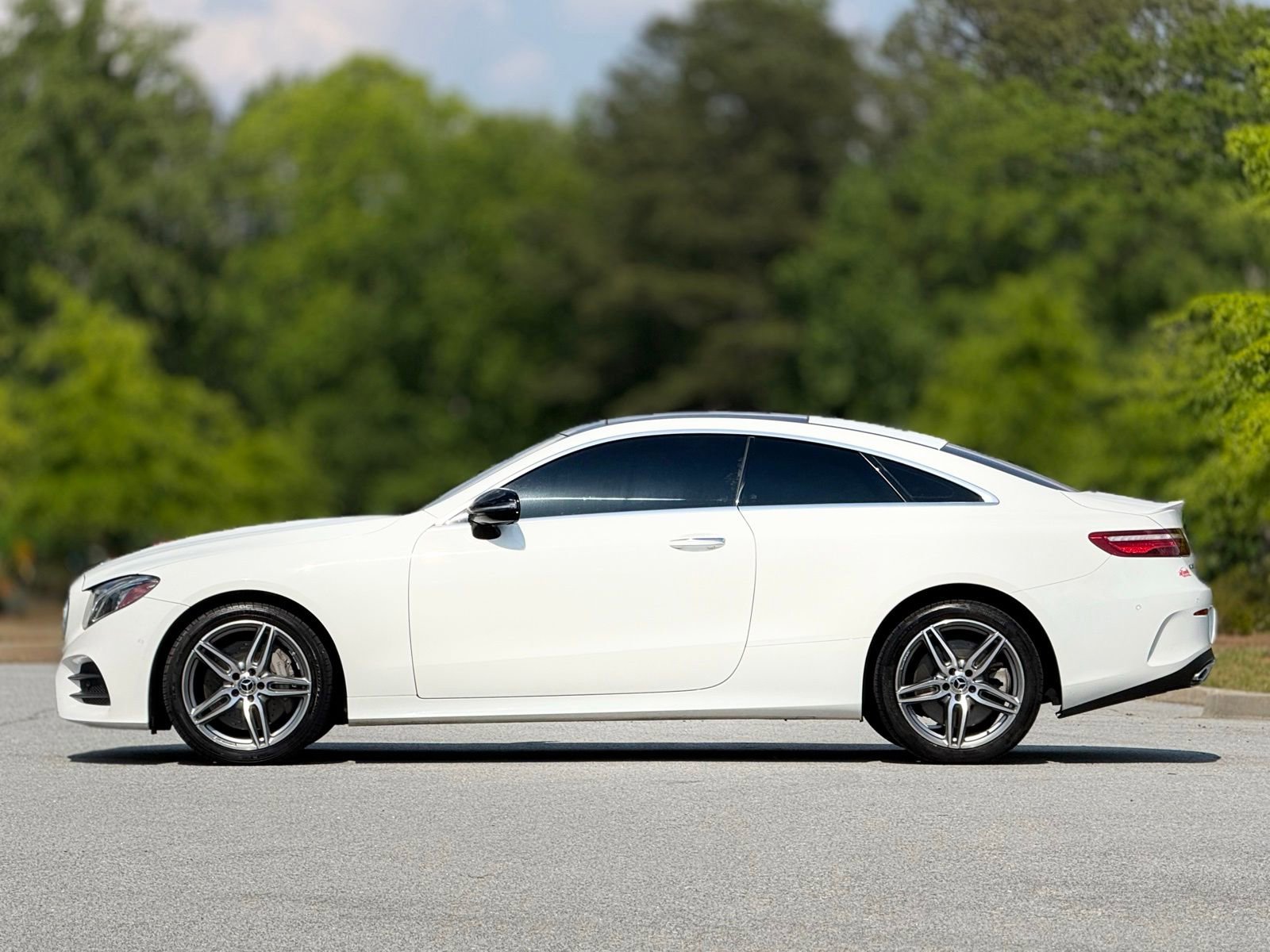 Used 2018 Mercedes-Benz E 400 4MATIC Coupe image 9