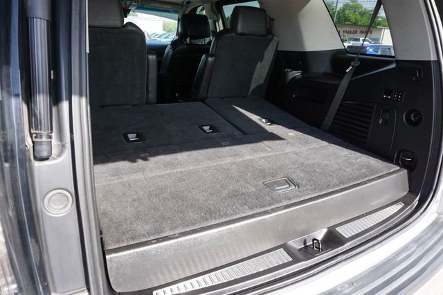 Used 2018 Cadillac Escalade Luxury AWD/4WD image 8