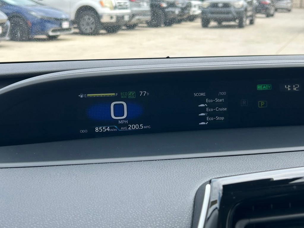 Used 2022 Toyota Prius Prime LE FWD image 30