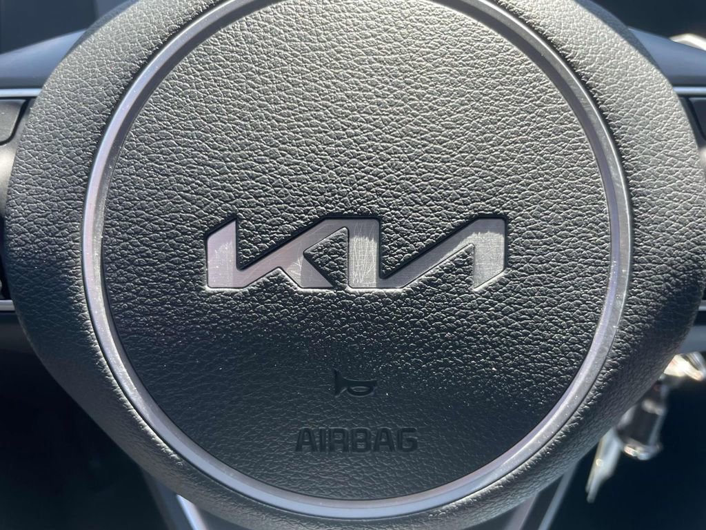 Certified 2023 Kia Sportage LX AWD/4WD image 29