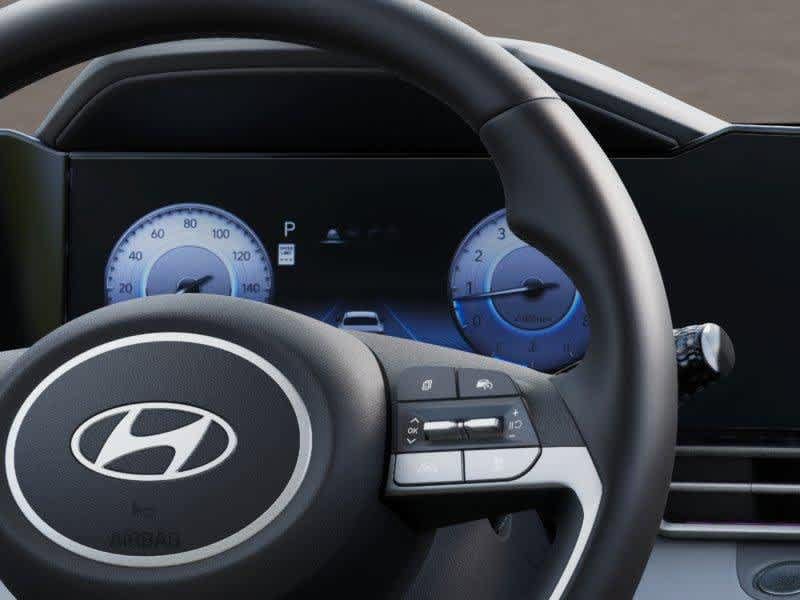 Used 2025 Hyundai Elantra Limited FWD image 14