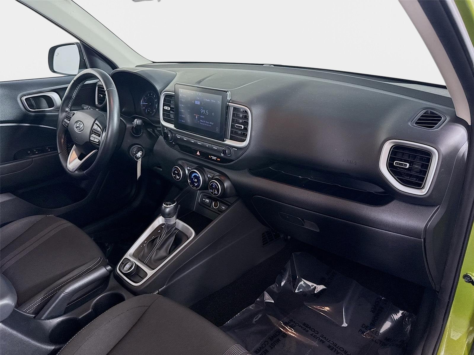 Used 2022 Hyundai Venue SEL w/ Cargo Package FWD image 27