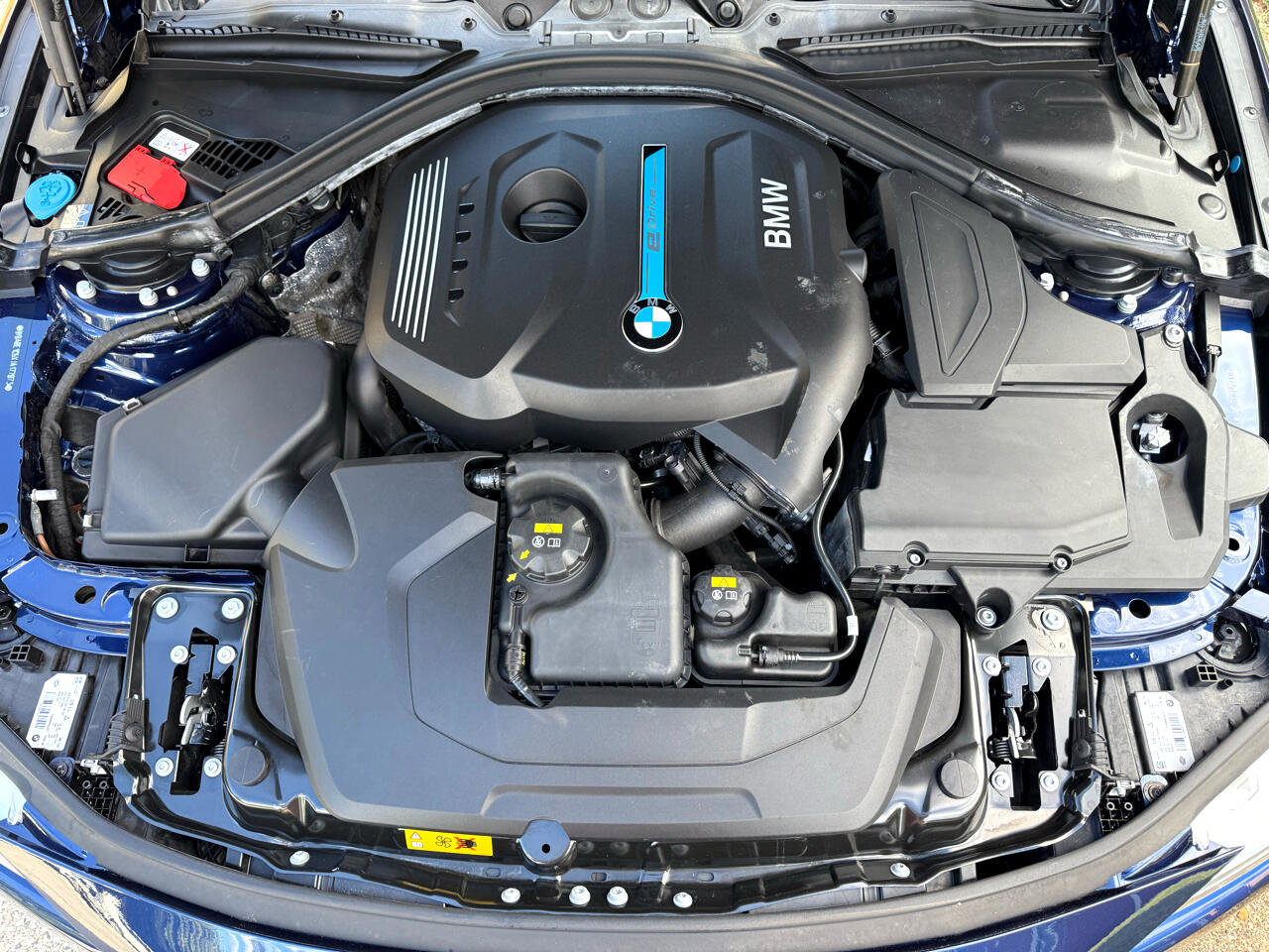 Used 2018 BMW 330e image 17