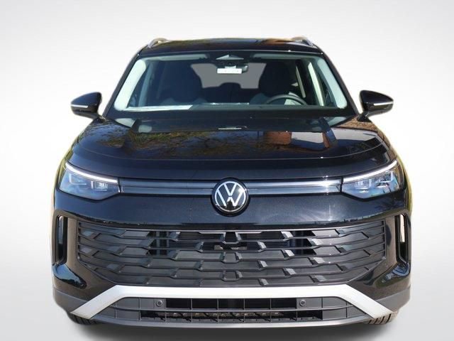 New 2026 Volkswagen Tiguan S image 2