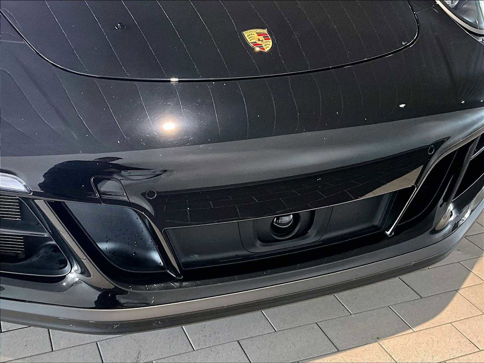 Used 2018 Porsche 911 Targa 4 GTS image 33