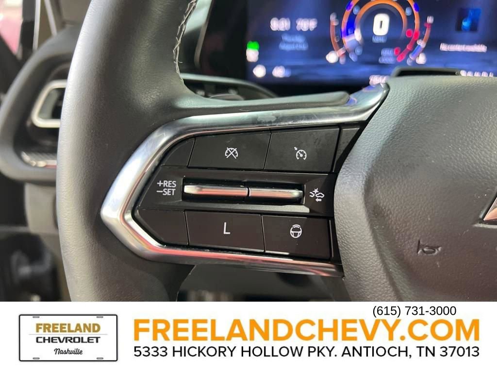 Used 2024 Chevrolet Traverse RS image 21