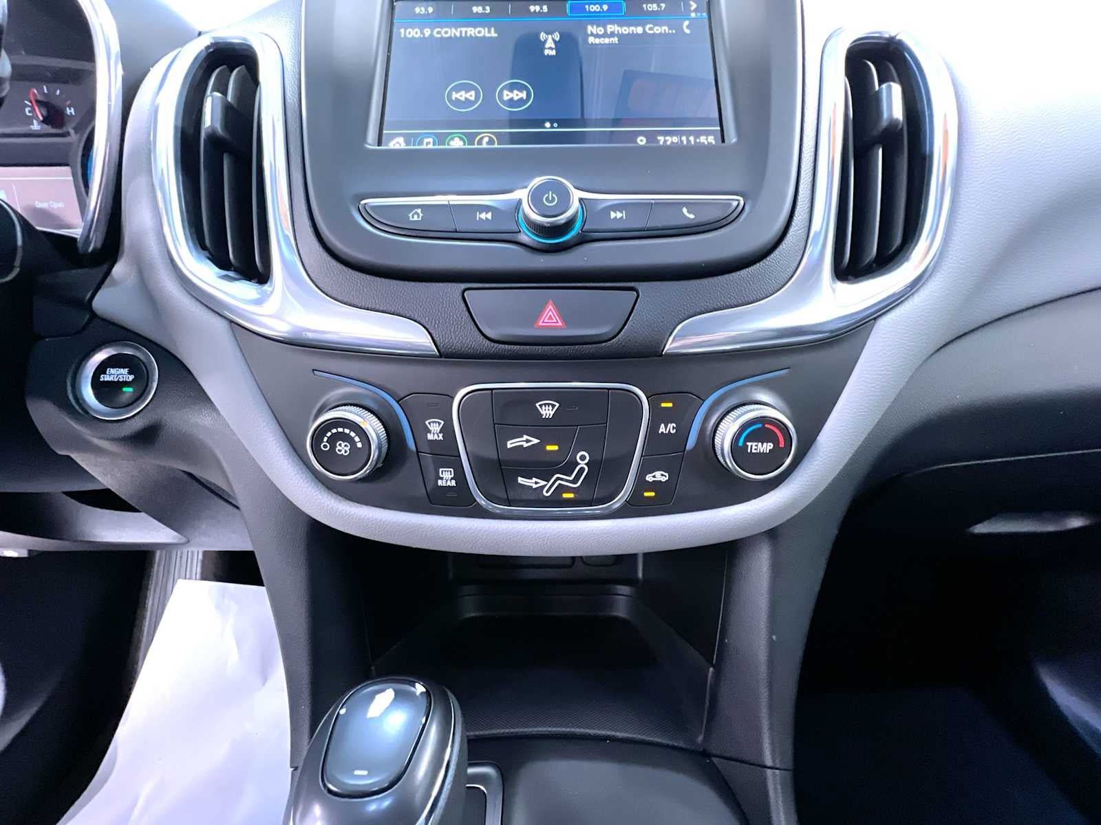Used 2019 Chevrolet Equinox LS w/ LS Convenience Package AWD/4WD image 28