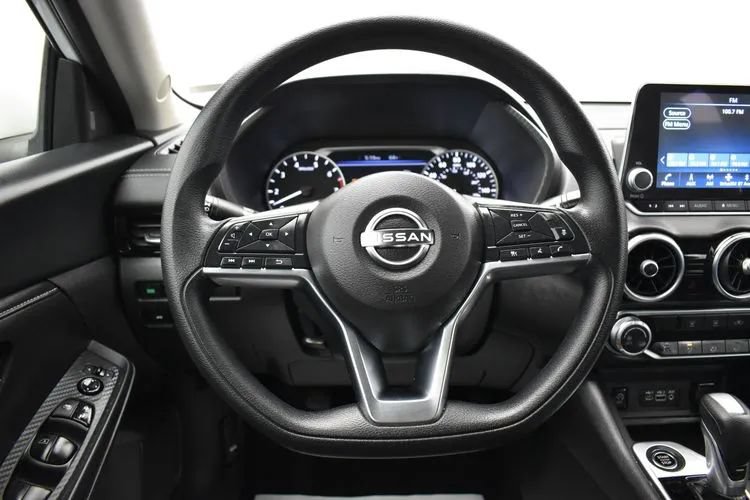 Used 2024 Nissan Sentra SV FWD image 19