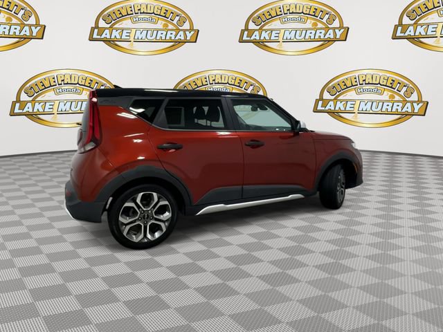 Used 2022 Kia Soul LX FWD image 3