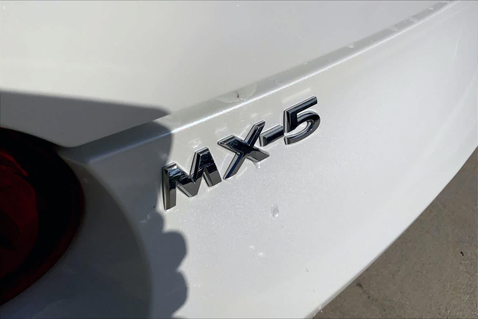 New 2026 MAZDA MX-5 Miata RF Grand Touring RWD image 15