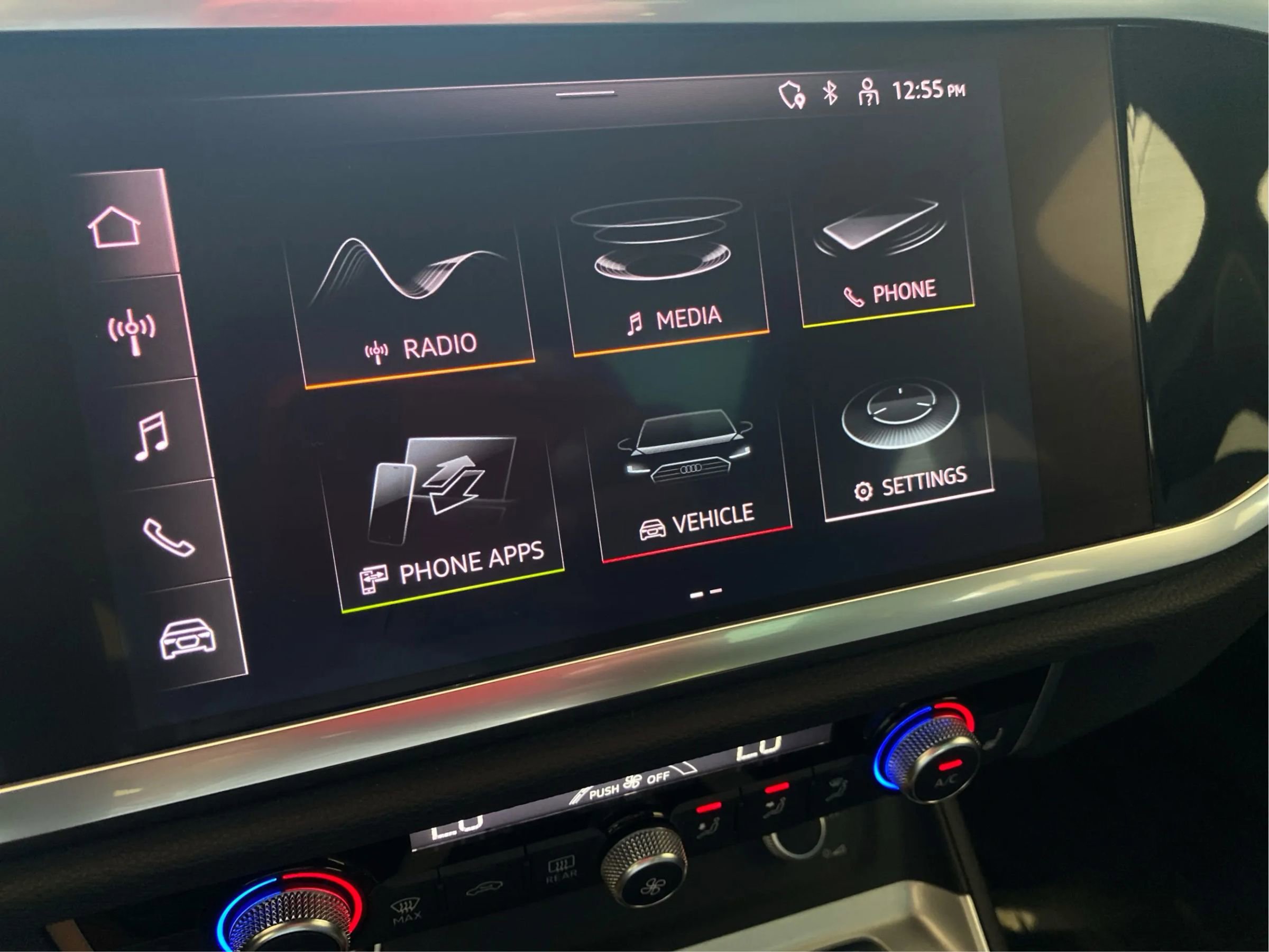 Used 2022 Audi Q3 2.0T Premium w/ Convenience Package image 42