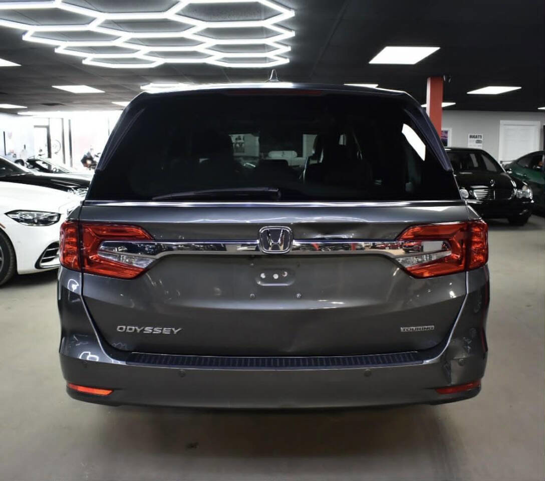 Used 2018 Honda Odyssey Touring image 4