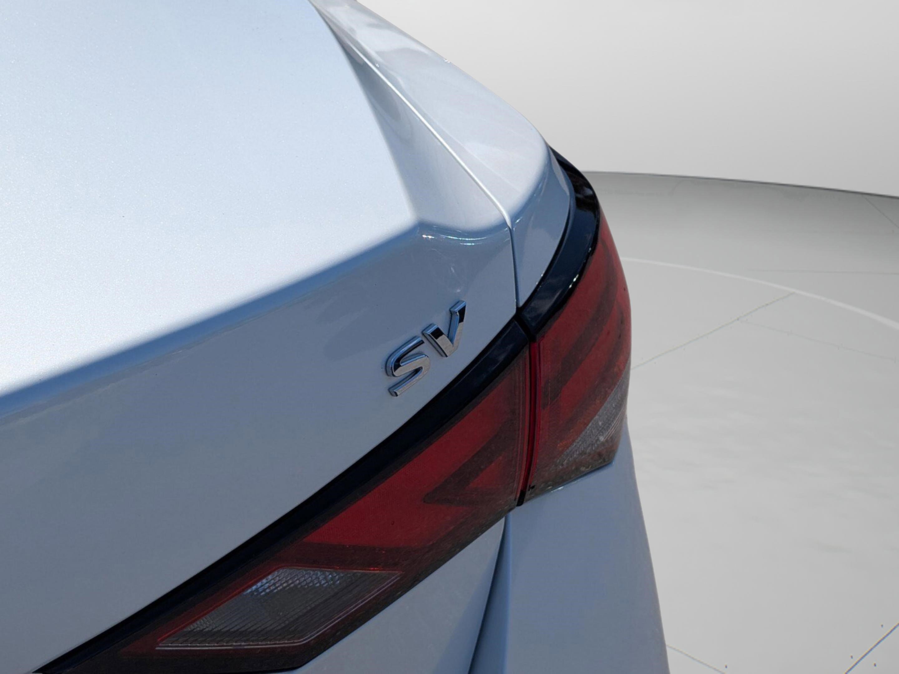 Used 2023 Nissan Sentra SV image 29