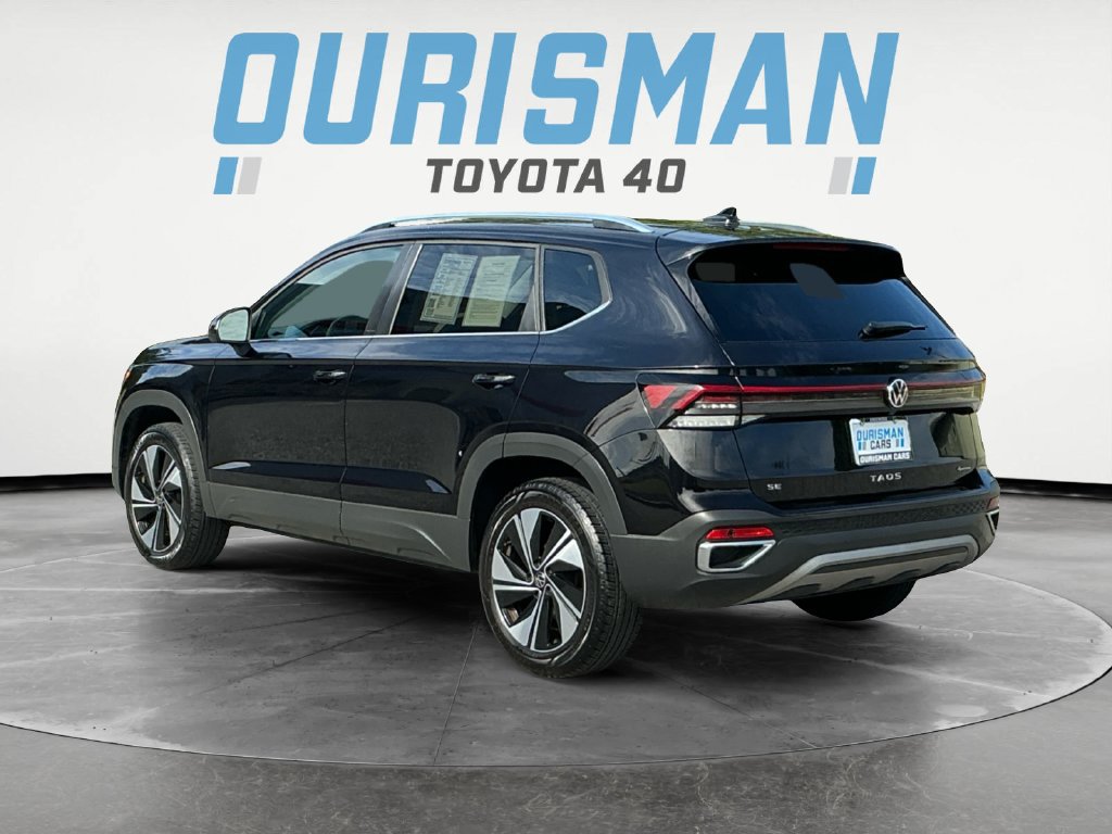 Used 2025 Volkswagen Taos SE AWD/4WD image 5