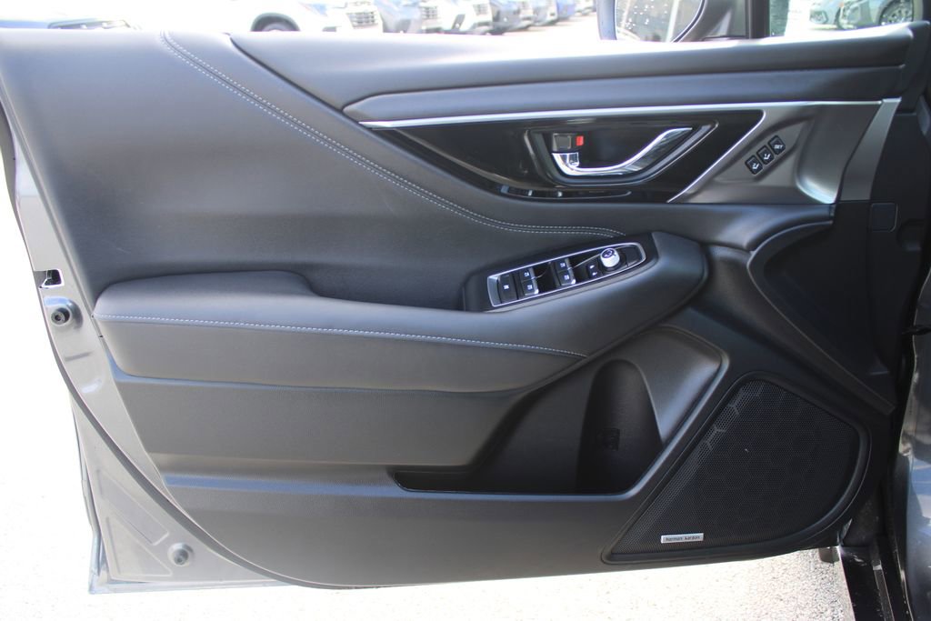 Used 2025 Subaru Legacy Limited image 9