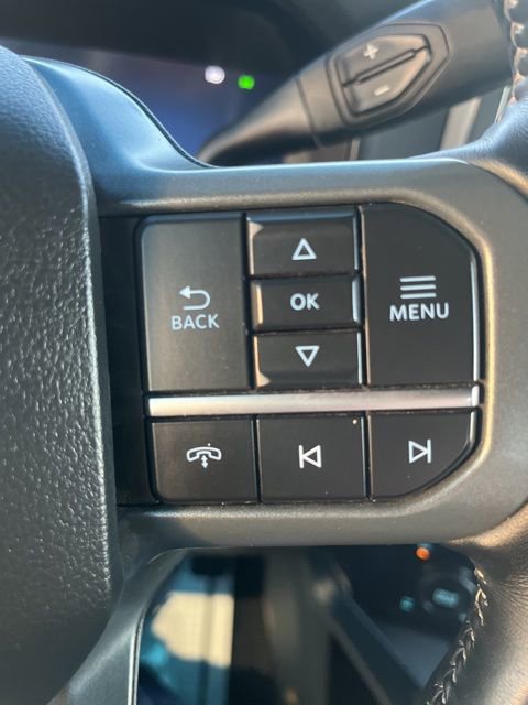 Used 2024 Ford F350 Lariat w/ FX4 Off-Road Package image 21