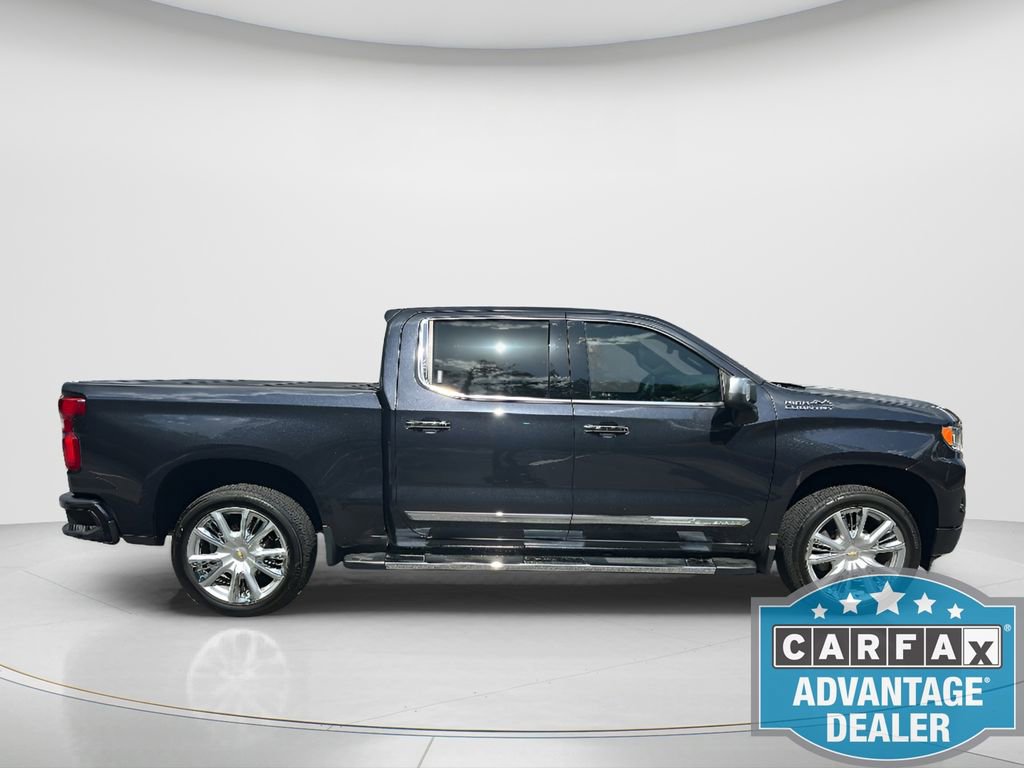 Used 2024 Chevrolet Silverado 1500 High Country w/ Technology Package AWD/4WD image 7