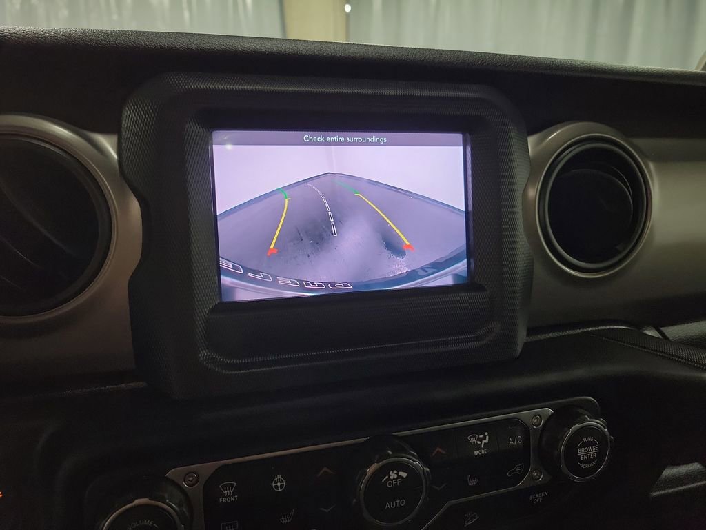 Used 2020 Jeep Wrangler Unlimited Sport image 16