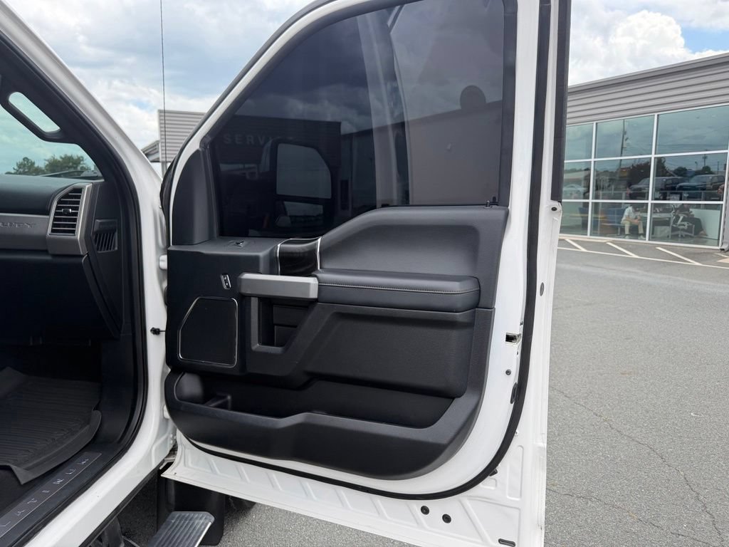 Used 2019 Ford F450 Platinum w/ Platinum Ultimate Package AWD/4WD image 32