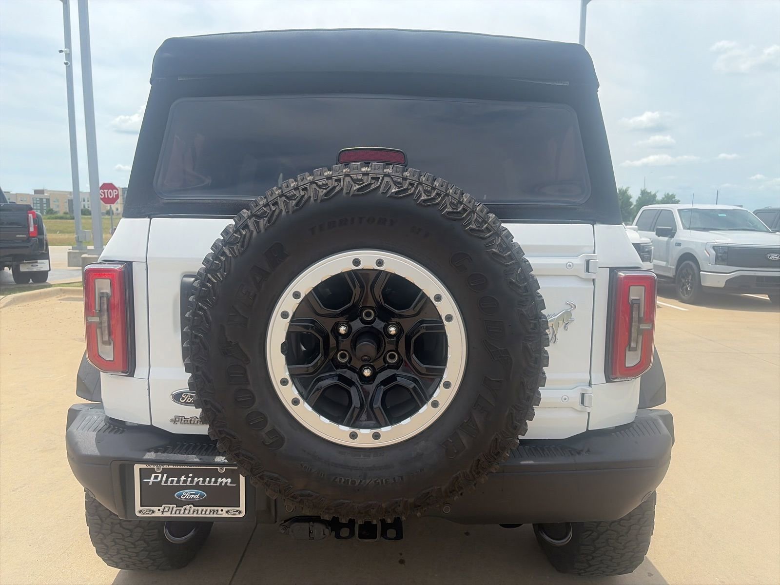 Used 2021 Ford Bronco Badlands AWD/4WD image 4