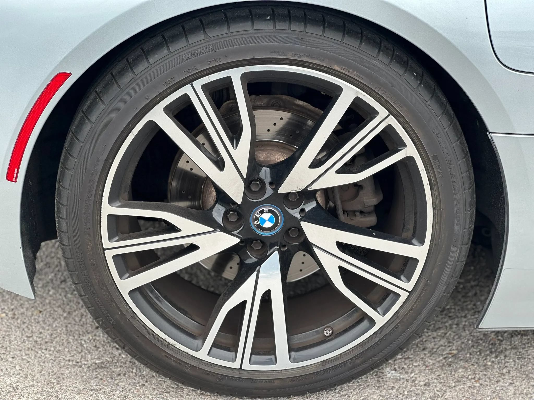 Used 2016 BMW i8 AWD/4WD image 19