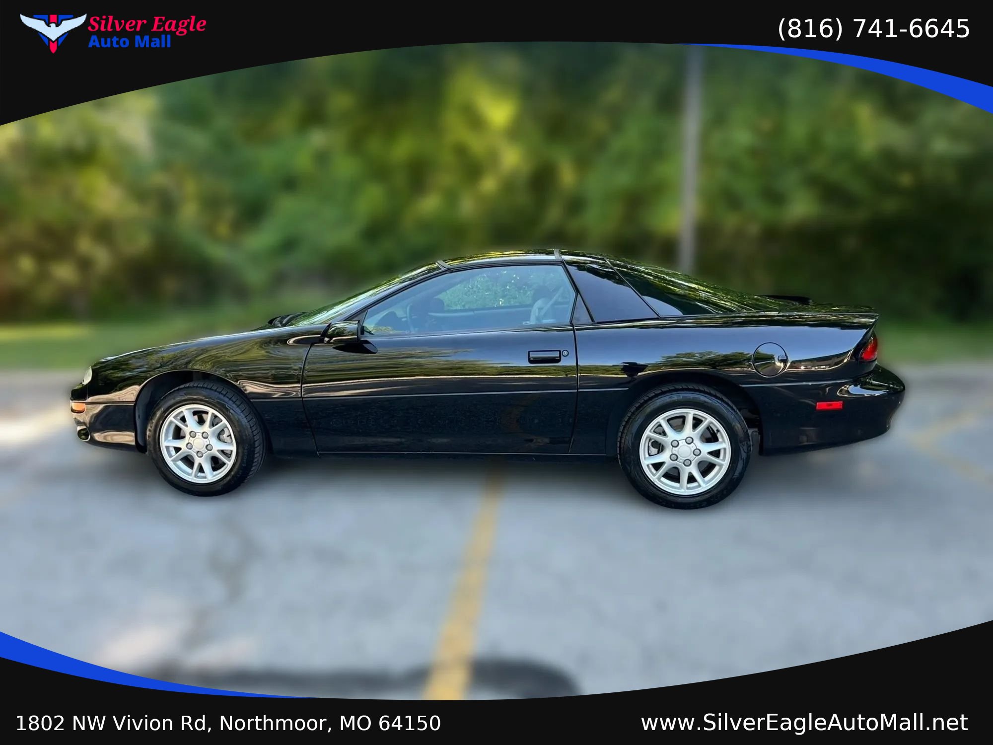 Used 2000 Chevrolet Camaro LT w/ Preferred Equipment Group 1 RWD image 2