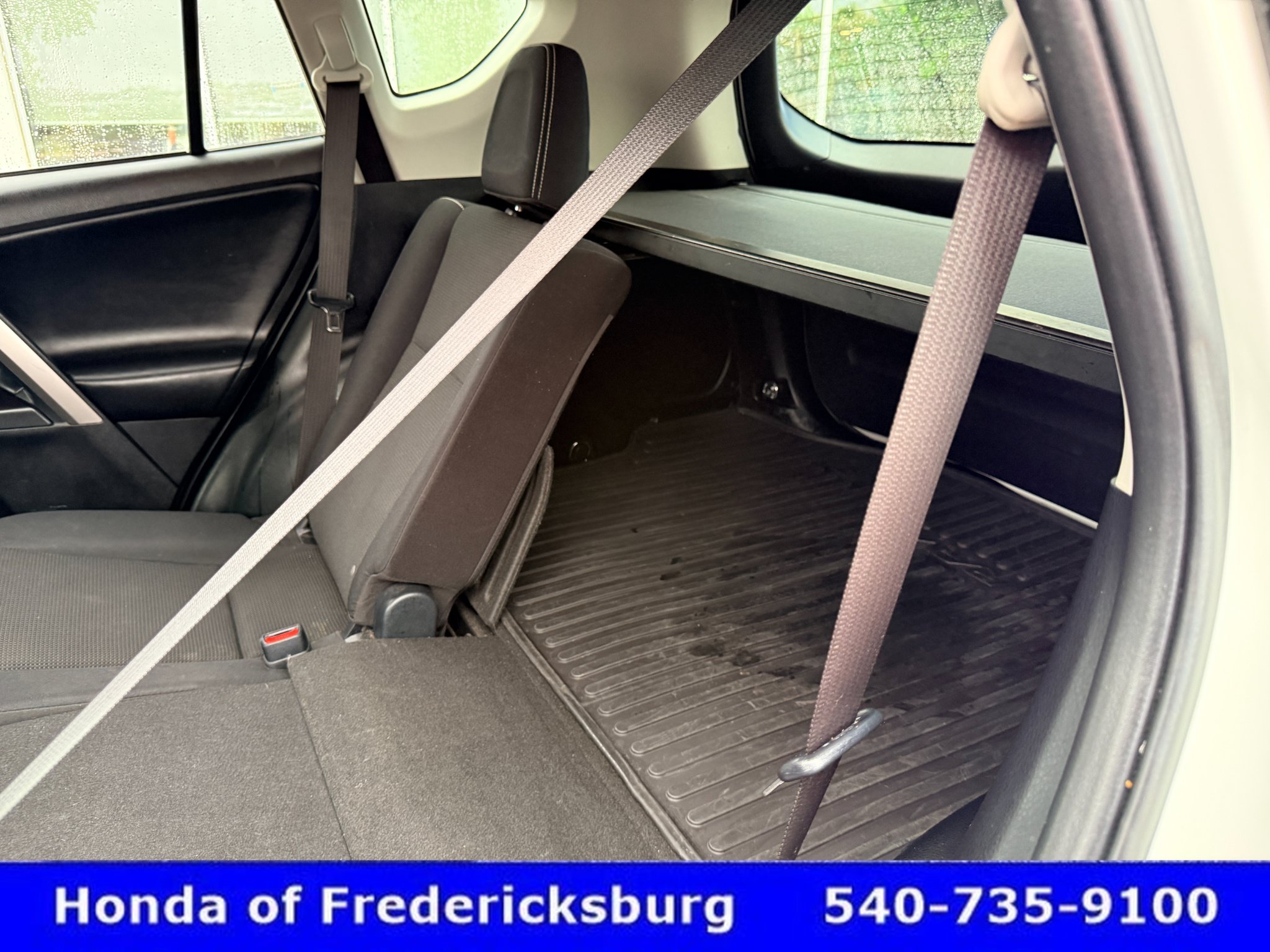 Used 2018 Toyota RAV4 XLE w/ Plus Extra Value Package AWD/4WD image 27