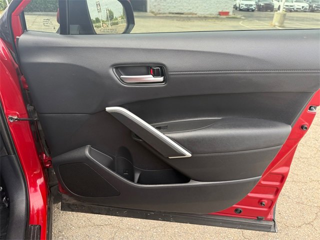 Used 2022 Toyota Corolla Cross XLE image 23