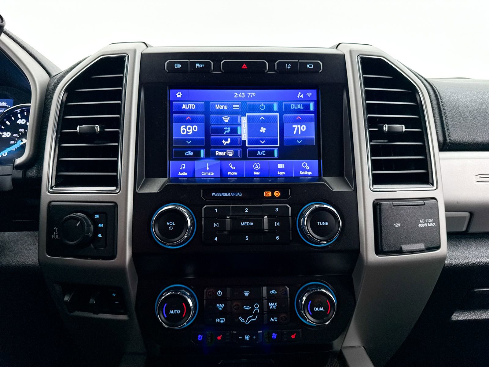 Used 2020 Ford F250 Lariat image 24