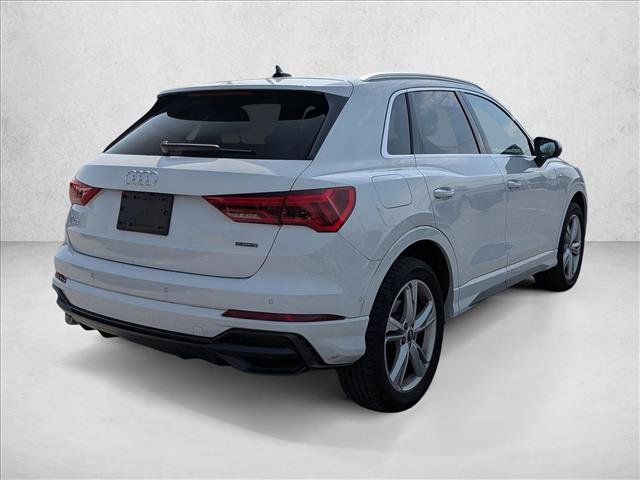 Used 2021 Audi Q3 2.0T Premium Plus w/ Premium Plus Package image 5