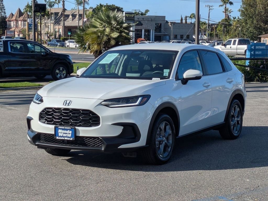 Certified 2026 Honda HR-V LX image 4