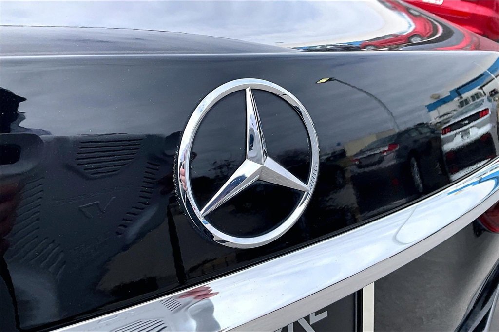 Used 2021 Mercedes-Benz E 350 4MATIC Sedan image 27