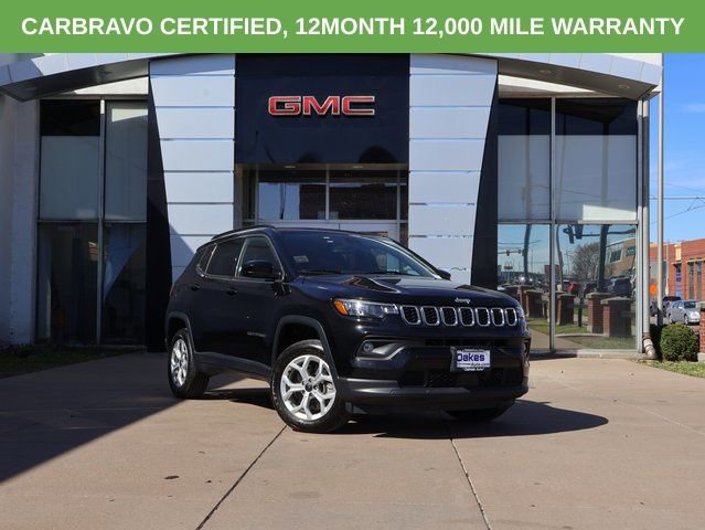 Used 2025 Jeep Compass Latitude w/ Sun & Sound Group image 1