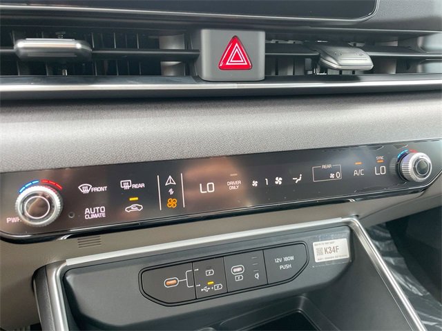 New 2026 Kia Carnival EX image 42