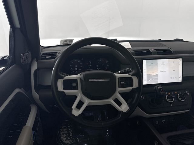 Used 2023 Land Rover Defender 130 First Edition image 21