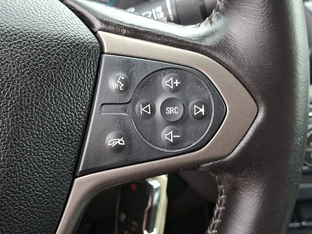 Used 2015 Chevrolet Colorado Z71 w/ LPO, Bed Protection Package AWD/4WD image 21