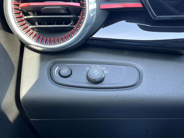 Certified 2026 Chevrolet Trax RS w/ Sunroof Package image 35