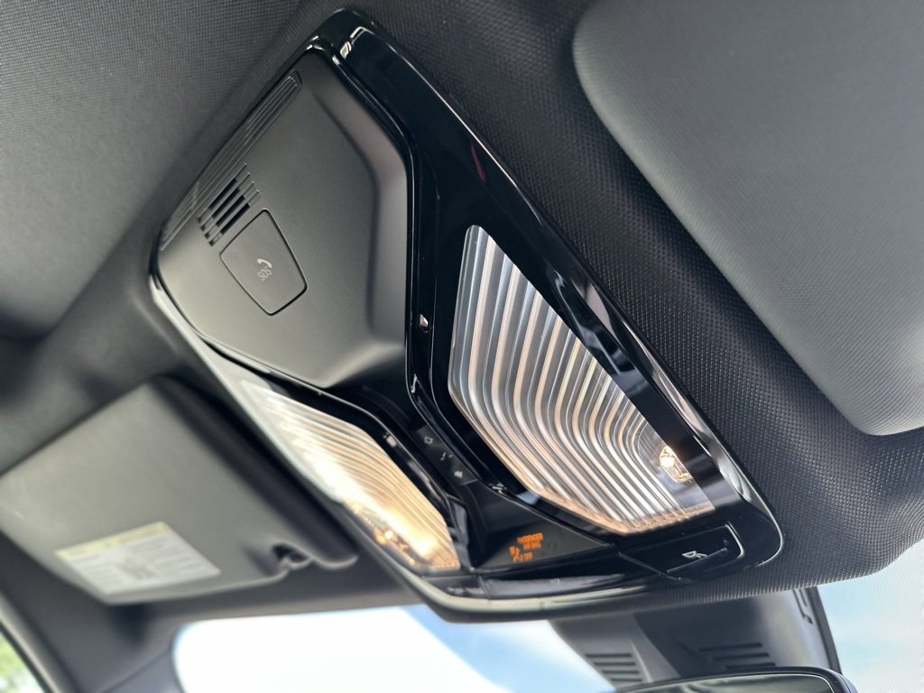 New 2025 BMW 330i xDrive Sedan image 28