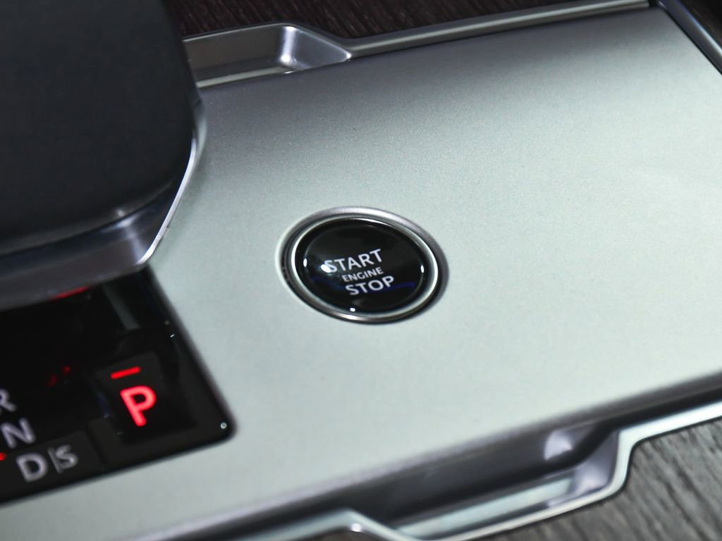 Used 2024 Land Rover Range Rover Autobiography image 41