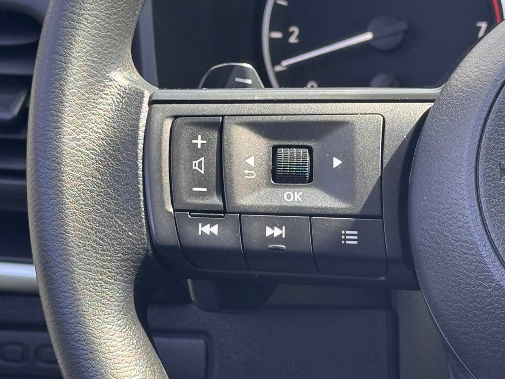 Certified 2024 Nissan Rogue S FWD image 15