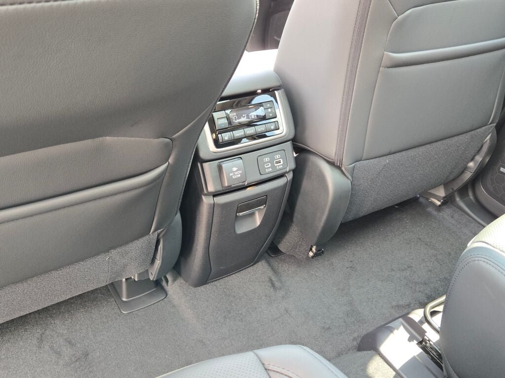 New 2026 Subaru Ascent Touring AWD/4WD image 19