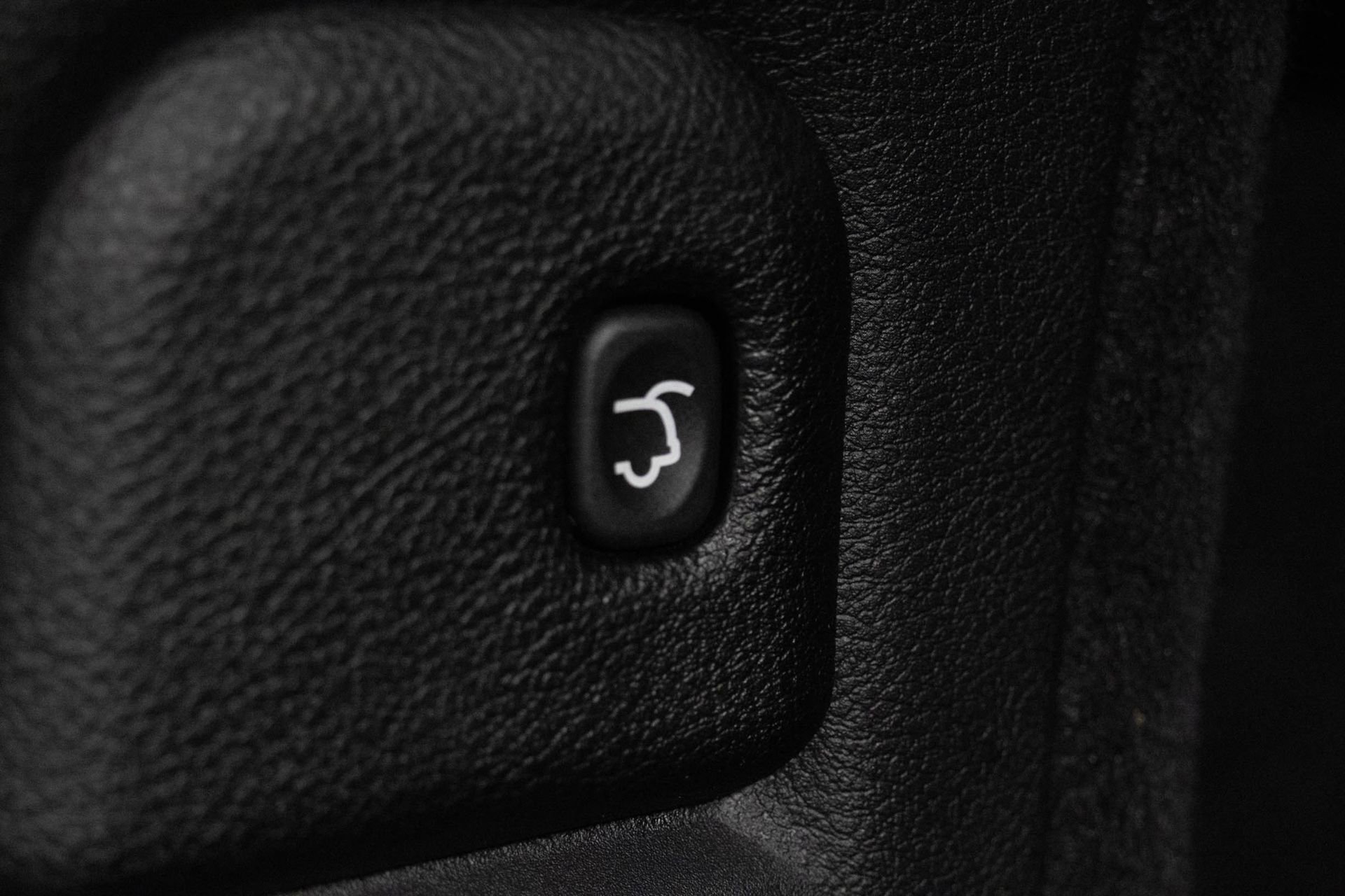 Used 2025 Dodge Durango GT AWD/4WD image 35