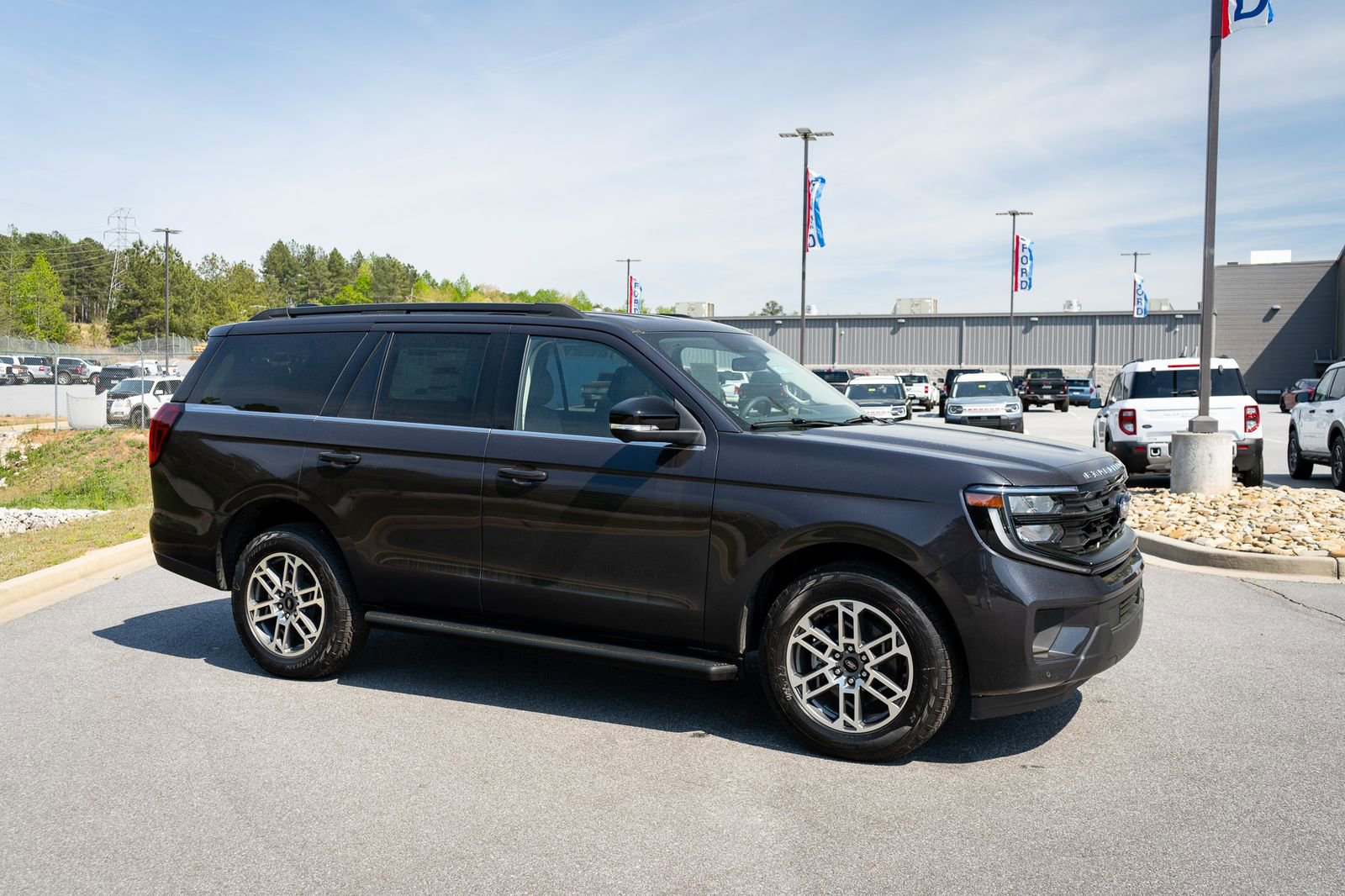 New 2026 Ford Expedition Active AWD/4WD image 12