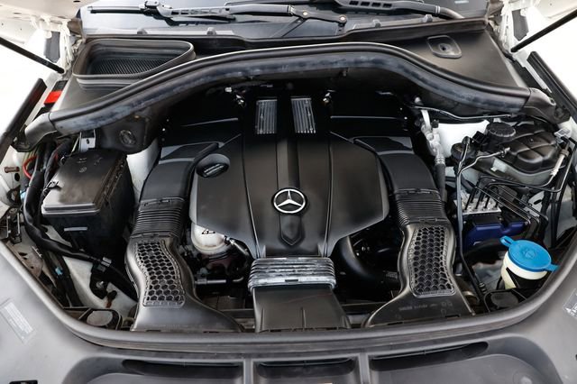 Used 2016 Mercedes-Benz GL 450 4MATIC 4dr GL 450 image 52