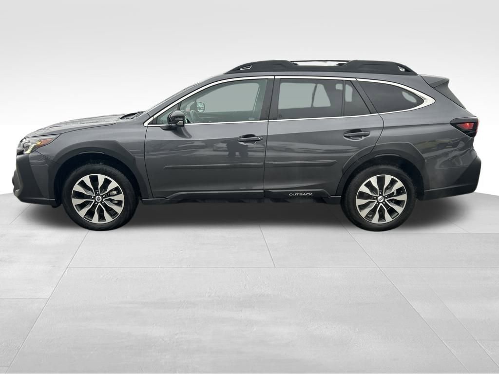 Used 2024 Subaru Outback Limited XT image 2
