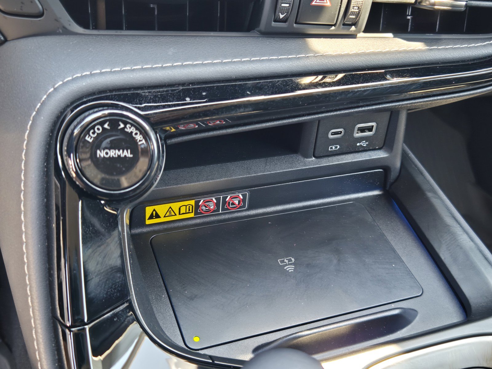 Certified 2025 Lexus NX 350h AWD w/ Premium Package image 20