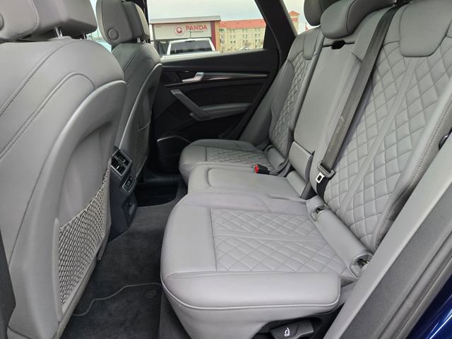 Used 2018 Audi SQ5 Premium Plus w/ Navigation Package image 5